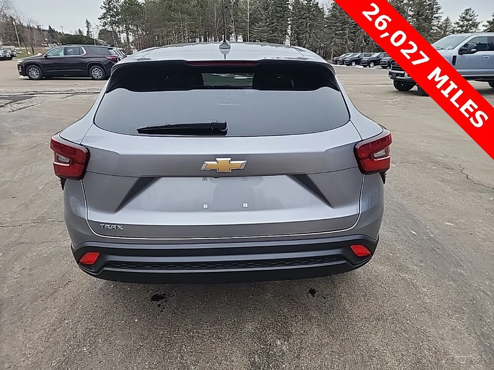 2024 Chevrolet Trax - Image 6 of 18
