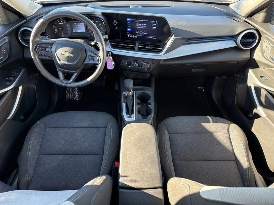2024 Chevrolet Trax - Image 11 of 12