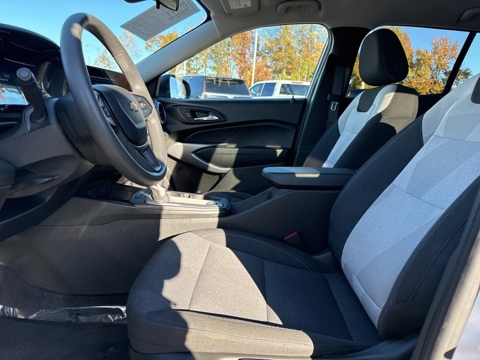 2024 Chevrolet Trax - Image 9 of 12