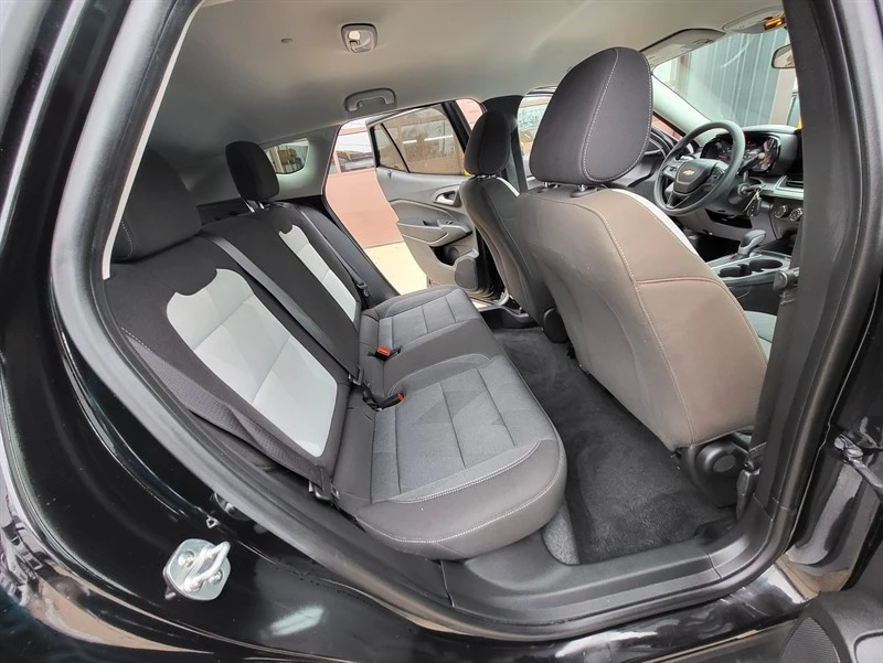 2024 Chevrolet Trax - Image 10 of 14
