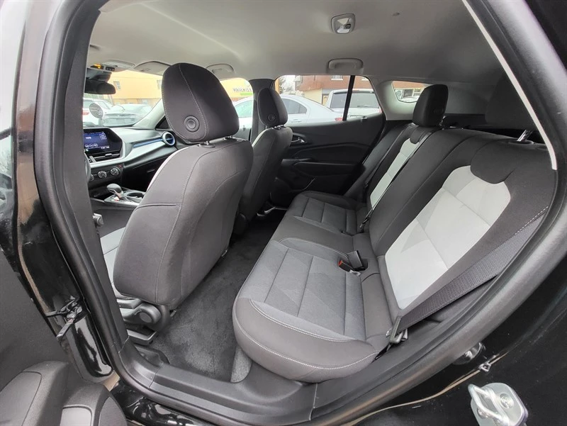 2024 Chevrolet Trax - Image 9 of 14