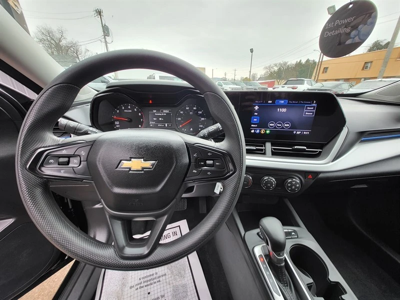 2024 Chevrolet Trax - Image 13 of 14