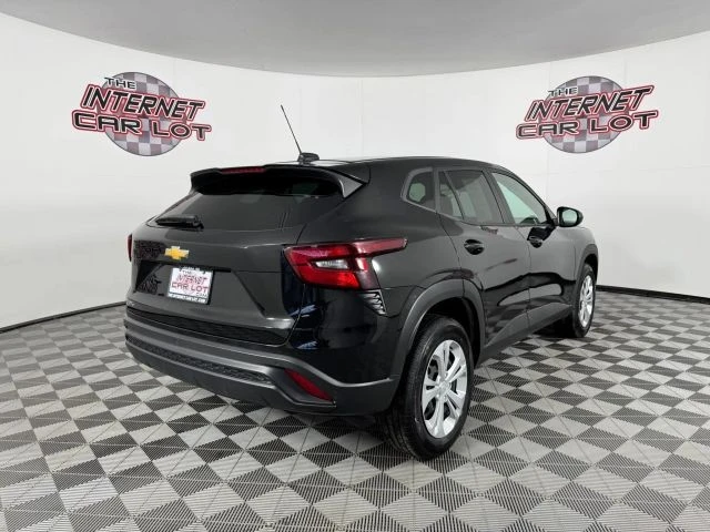 2024 Chevrolet Trax - Image 7 of 12