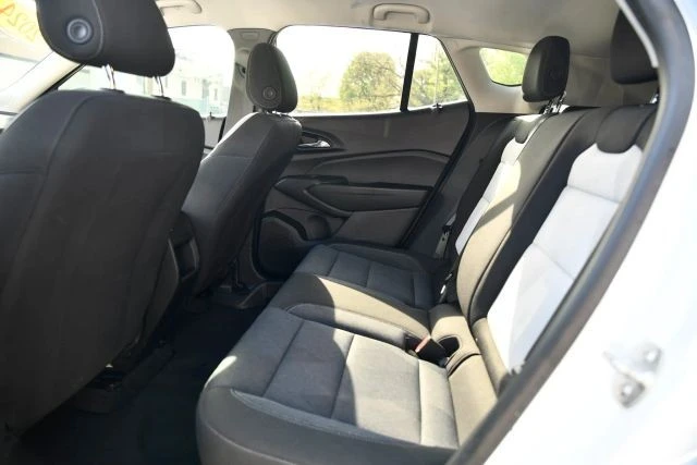 2024 Chevrolet Trax - Image 21 of 31