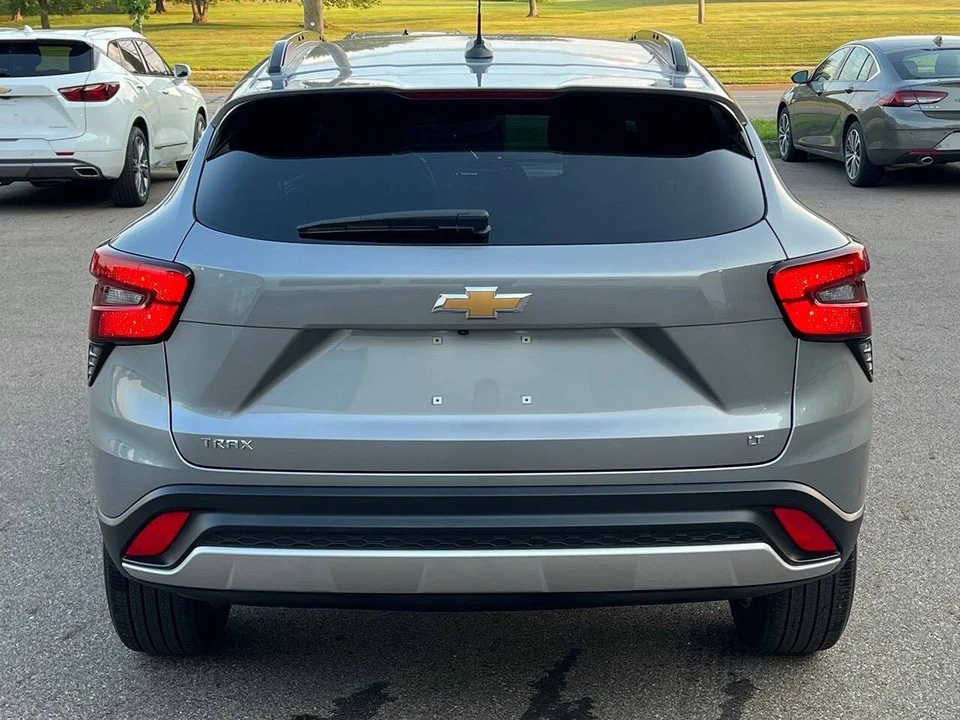 2024 Chevrolet Trax - Image 18 of 21