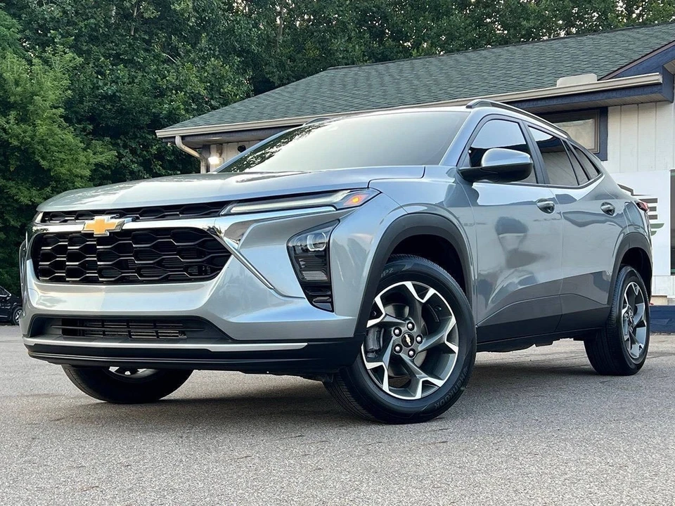 2024 Chevrolet Trax - Image 12 of 21