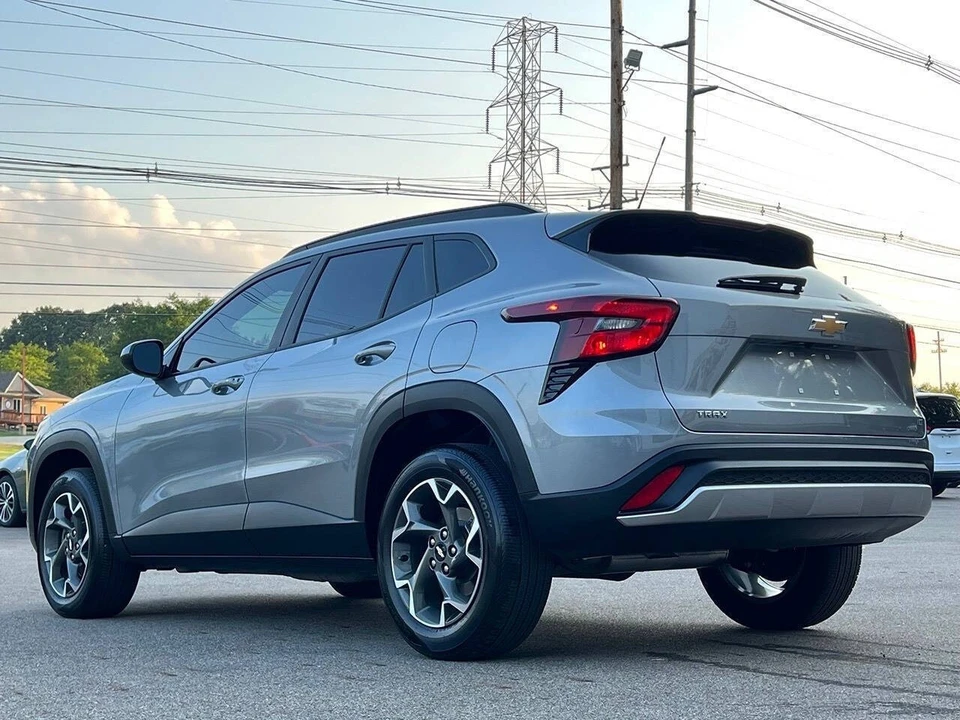 2024 Chevrolet Trax - Image 17 of 21