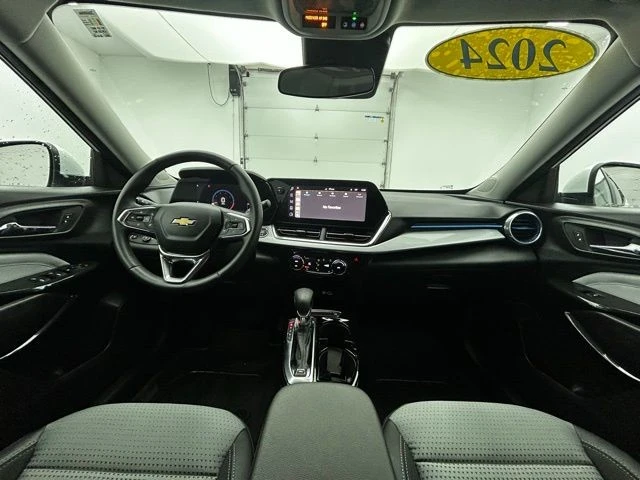 2024 Chevrolet Trax - Image 2 of 12