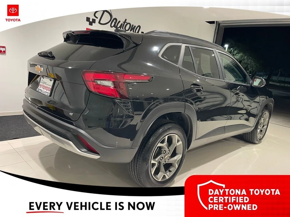 2024 Chevrolet Trax - Image 8 of 12