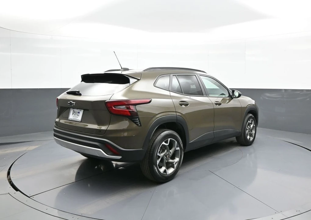 2024 Chevrolet Trax - Image 6 of 21