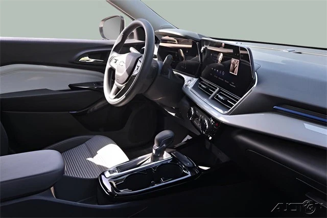 2024 Chevrolet Trax - Image 17 of 17