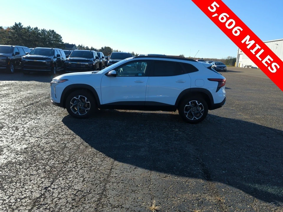2024 Chevrolet Trax - Image 7 of 20