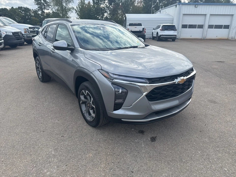 2024 Chevrolet Trax - Image 4 of 6