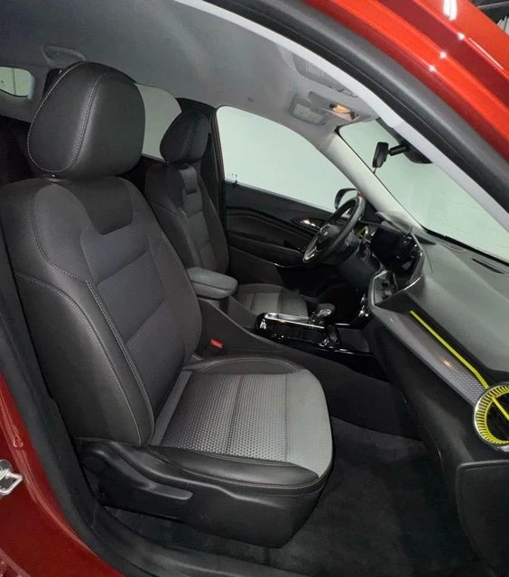 2024 Chevrolet Trax - Image 15 of 21