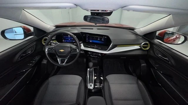 2024 Chevrolet Trax - Image 16 of 21