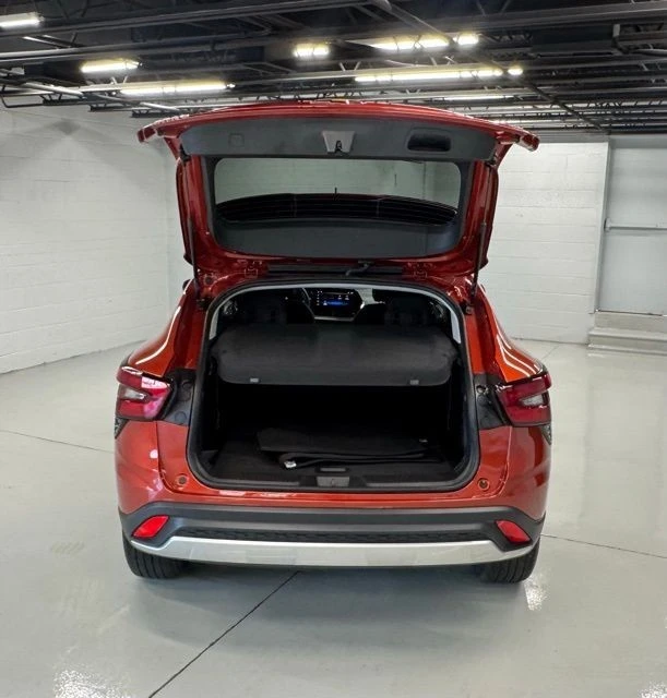 2024 Chevrolet Trax - Image 9 of 21