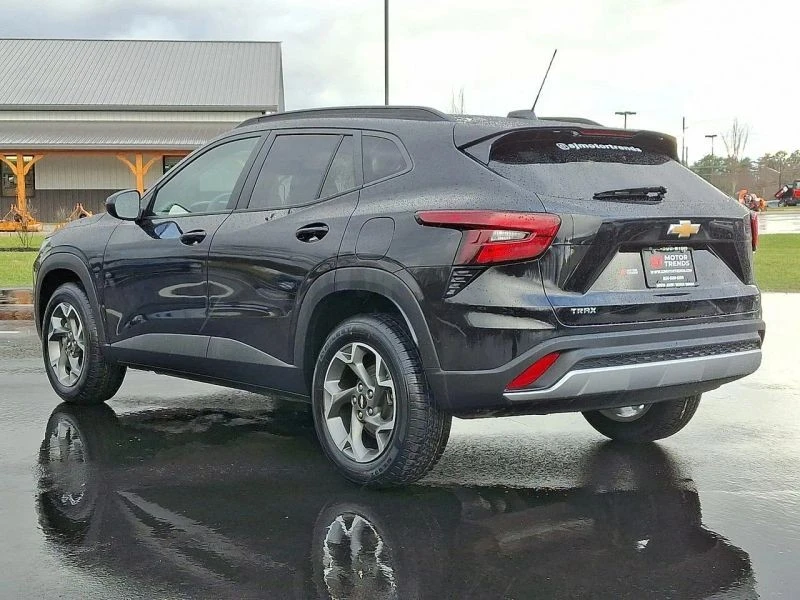 2024 Chevrolet Trax - Image 4 of 12