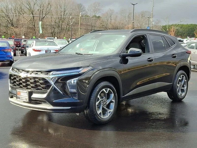 2024 Chevrolet Trax - Image 3 of 12