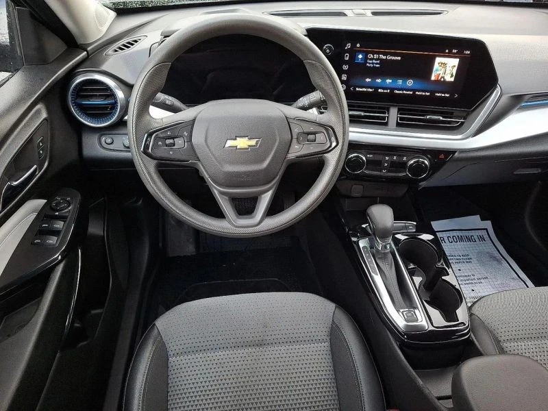 2024 Chevrolet Trax - Image 11 of 12