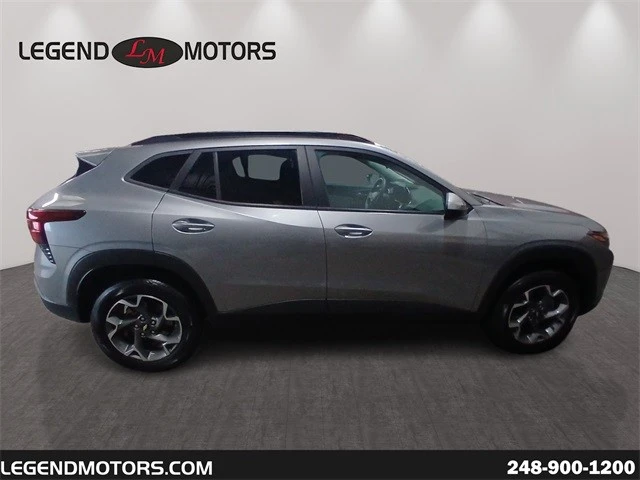 2024 Chevrolet Trax - Image 9 of 12