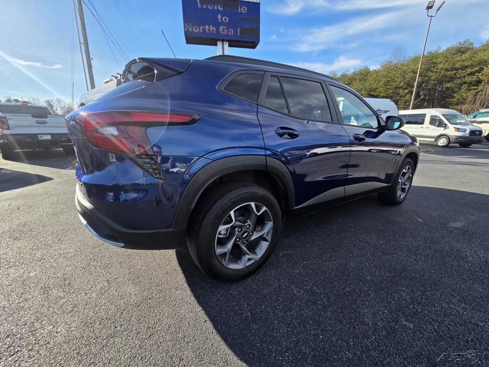 2024 Chevrolet Trax - Image 18 of 21