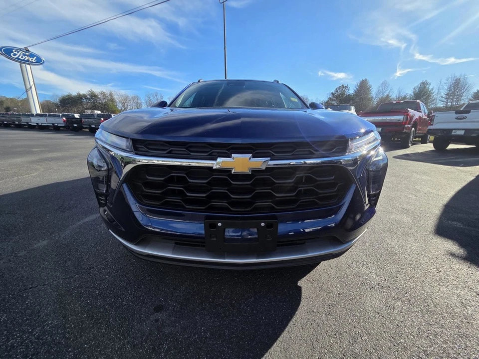 2024 Chevrolet Trax - Image 3 of 21