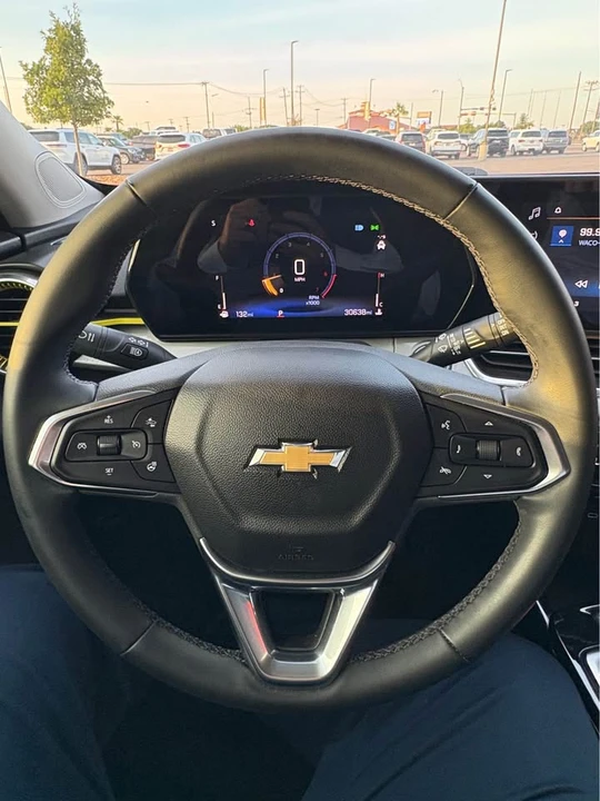 2024 Chevrolet Trax - Image 6 of 10