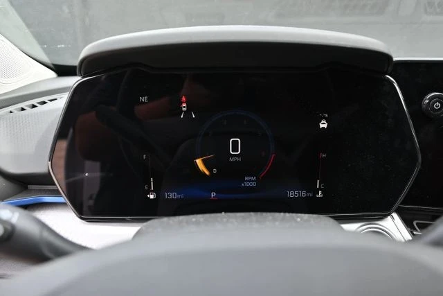 2024 Chevrolet Trax - Image 8 of 18