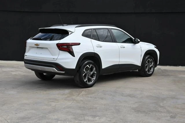 2024 Chevrolet Trax - Image 5 of 18