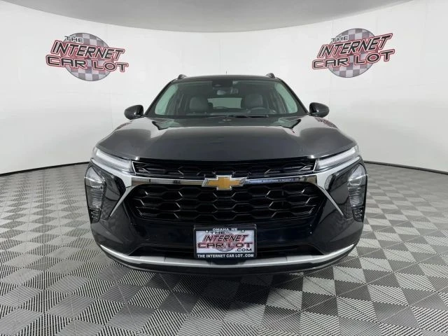 2024 Chevrolet Trax - Image 2 of 12