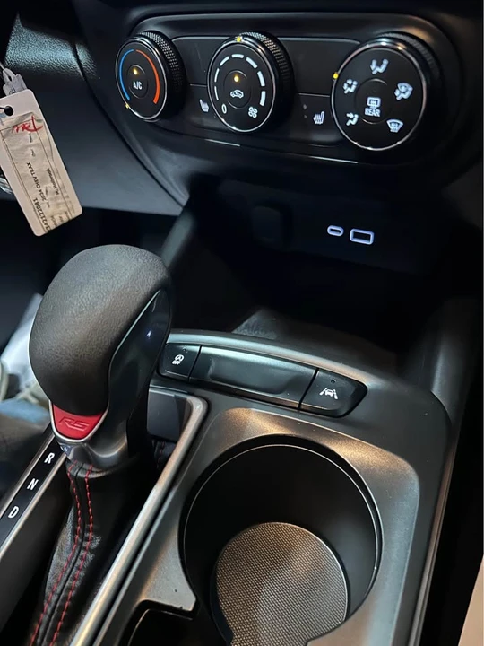 2024 Chevrolet Trax - Image 18 of 19