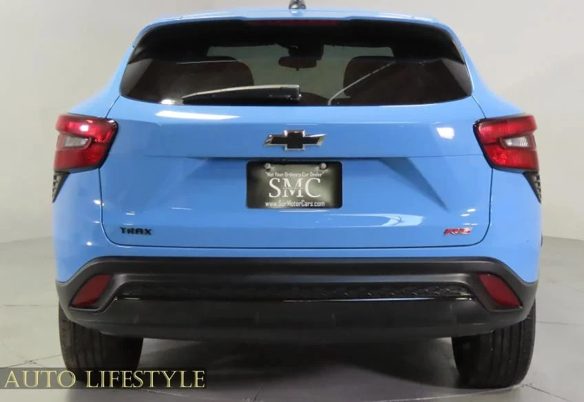 2024 Chevrolet Trax - Image 12 of 21