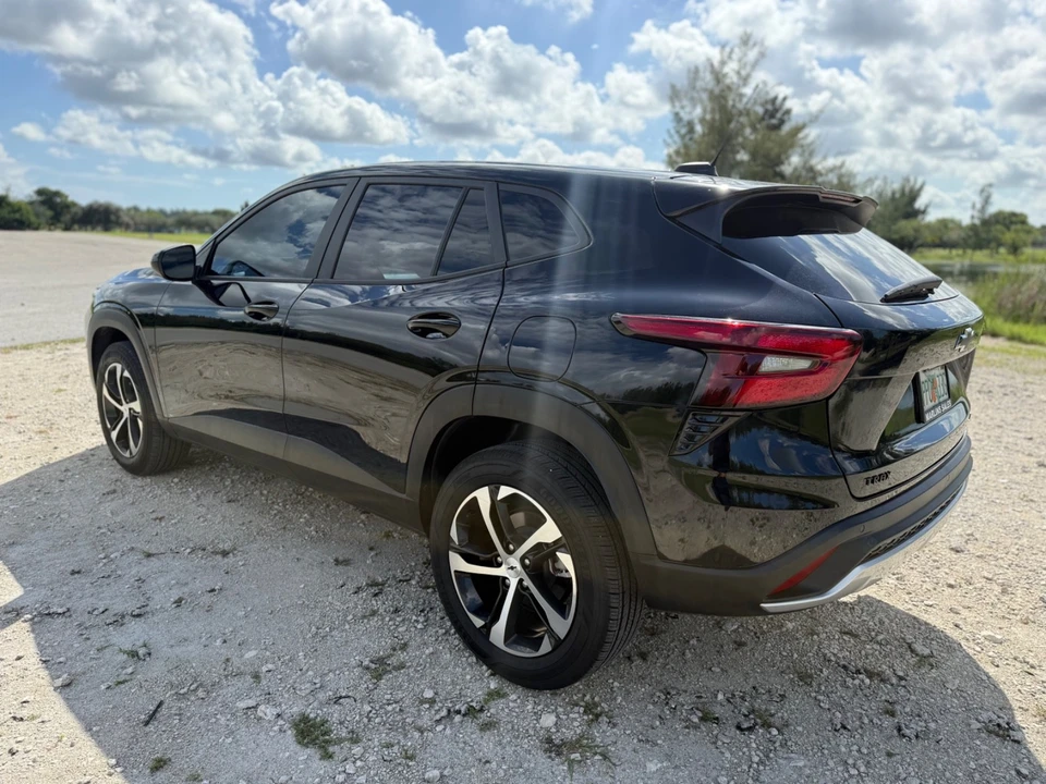 2024 Chevrolet Trax - Image 11 of 21
