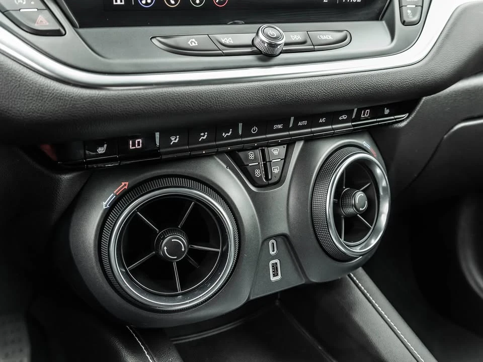 2024 Chevrolet Blazer - Image 16 of 20