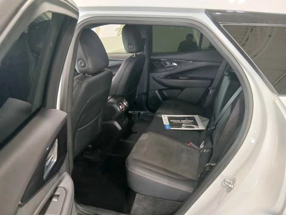 2024 Chevrolet Blazer - Image 10 of 11