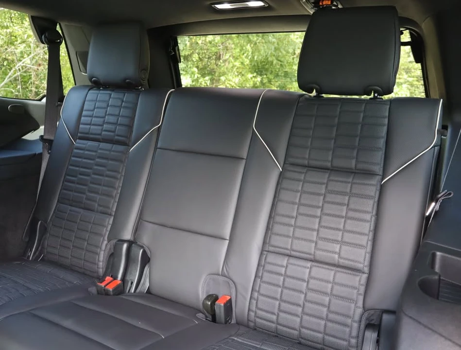 2024 Cadillac Escalade 5th Gen - Image 15 of 17
