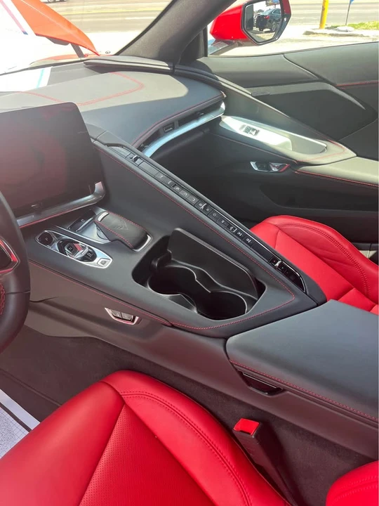 2024 Chevrolet Corvette C8 E-Ray - Image 6 of 7