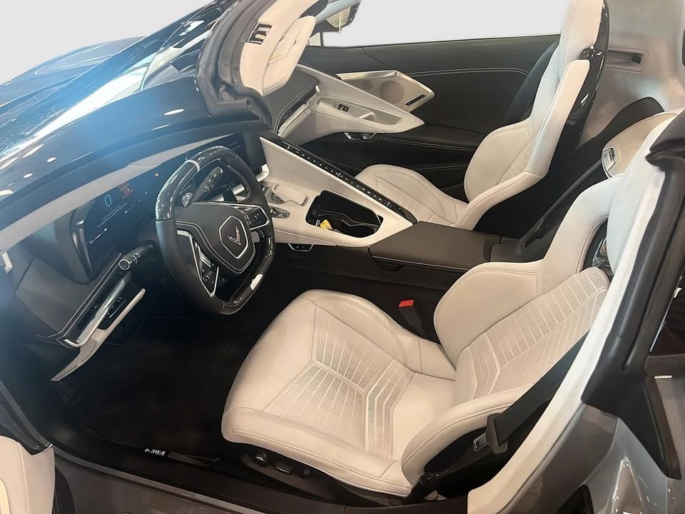 2024 Chevrolet Corvette C8 E-Ray - Image 7 of 10