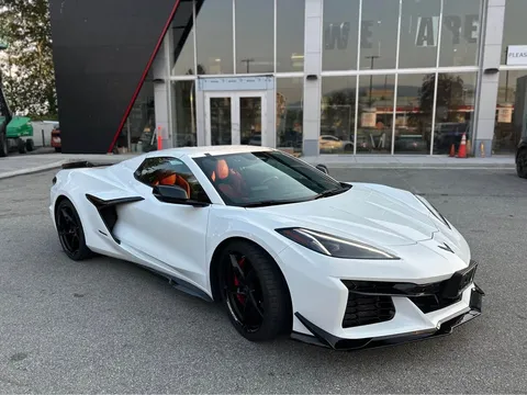 2024 Chevrolet Corvette C8 E-Ray - Image 3 of 19