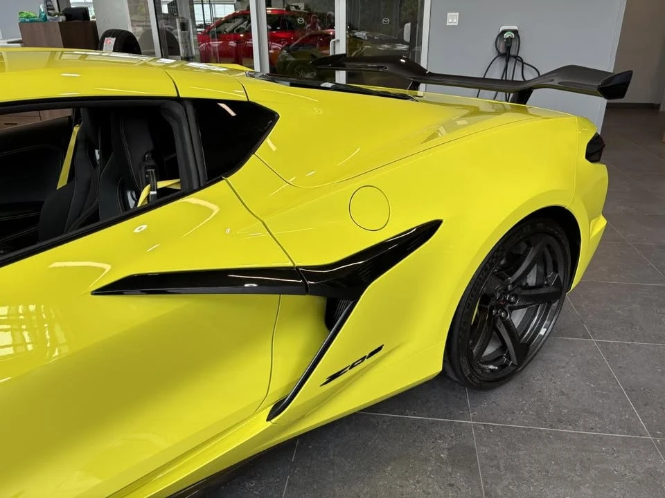 2024 Chevrolet Corvette C8 Z06 - Image 14 of 16