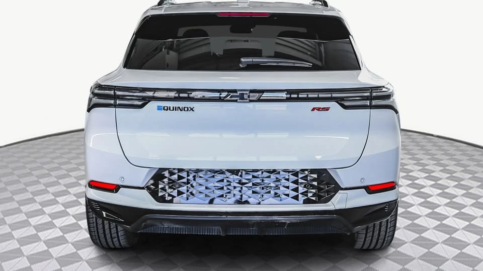 2024 Chevrolet Equinox - Image 3 of 10