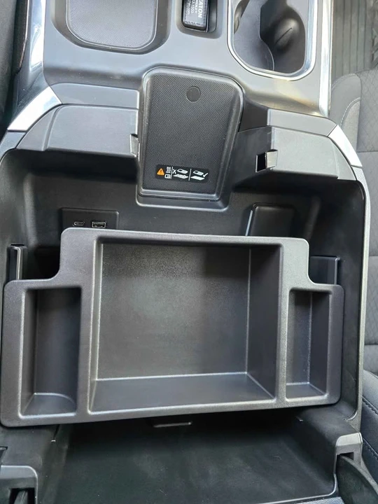 2024 Chevrolet Silverado 4th Gen - Image 17 of 19