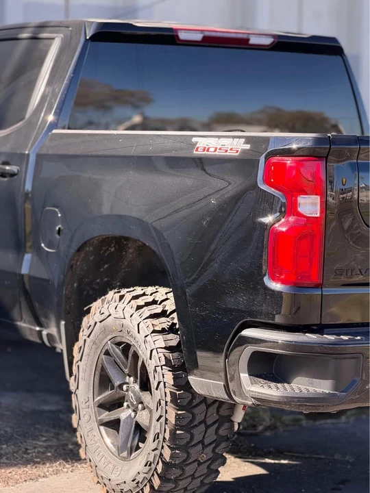 2024 Chevrolet Silverado 4th Gen - Image 9 of 10