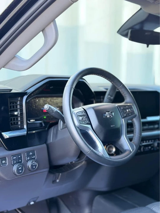 2024 Chevrolet Silverado 4th Gen - Image 5 of 10