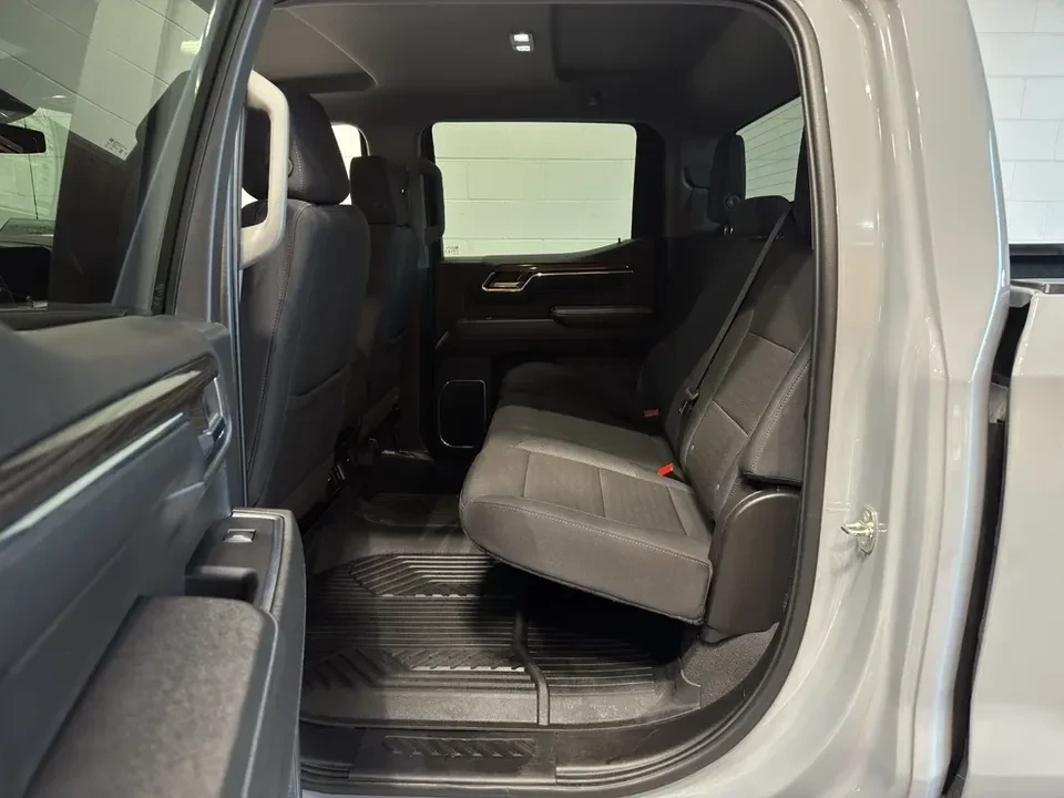 2024 Chevrolet Silverado 4th Gen - Image 14 of 14