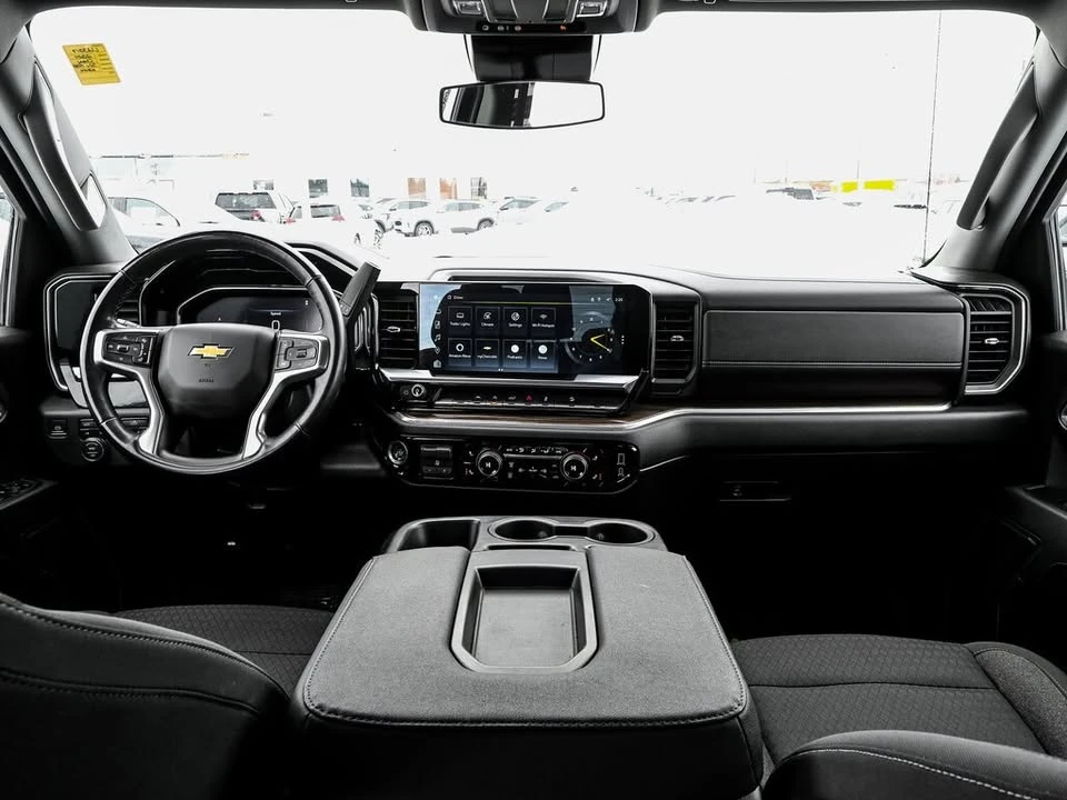 2024 Chevrolet Silverado 4th Gen - Image 2 of 8