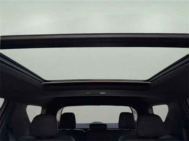 2024 Chevrolet Traverse - Image 14 of 20