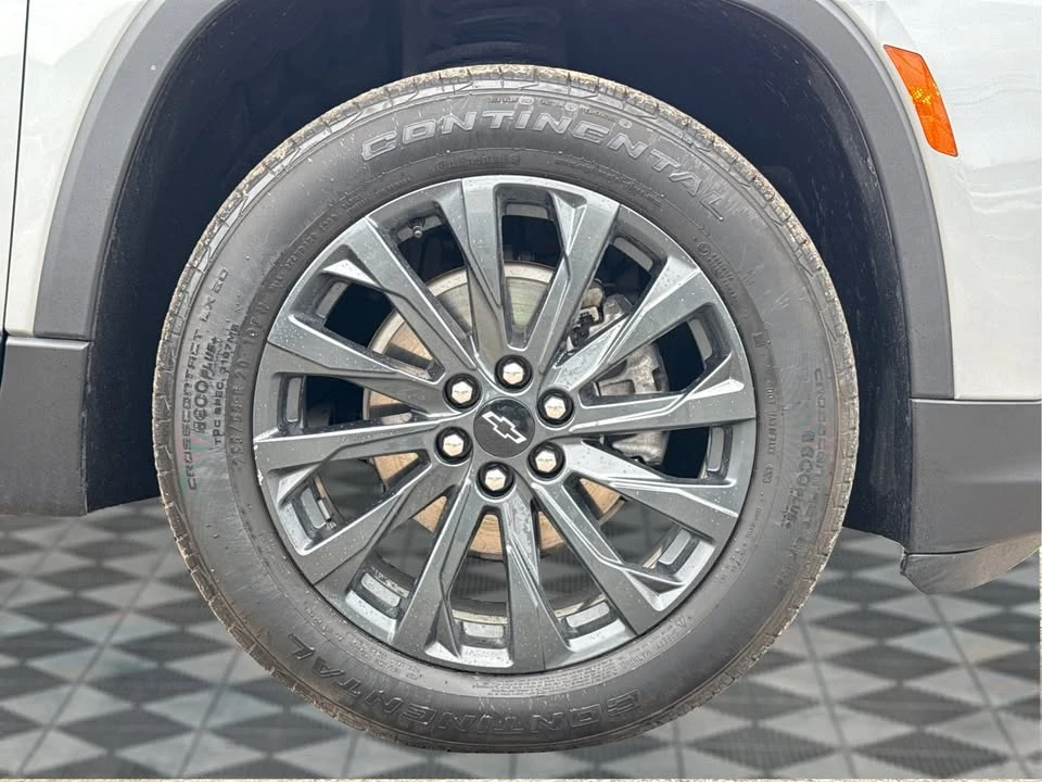 2024 Chevrolet Traverse - Image 13 of 20