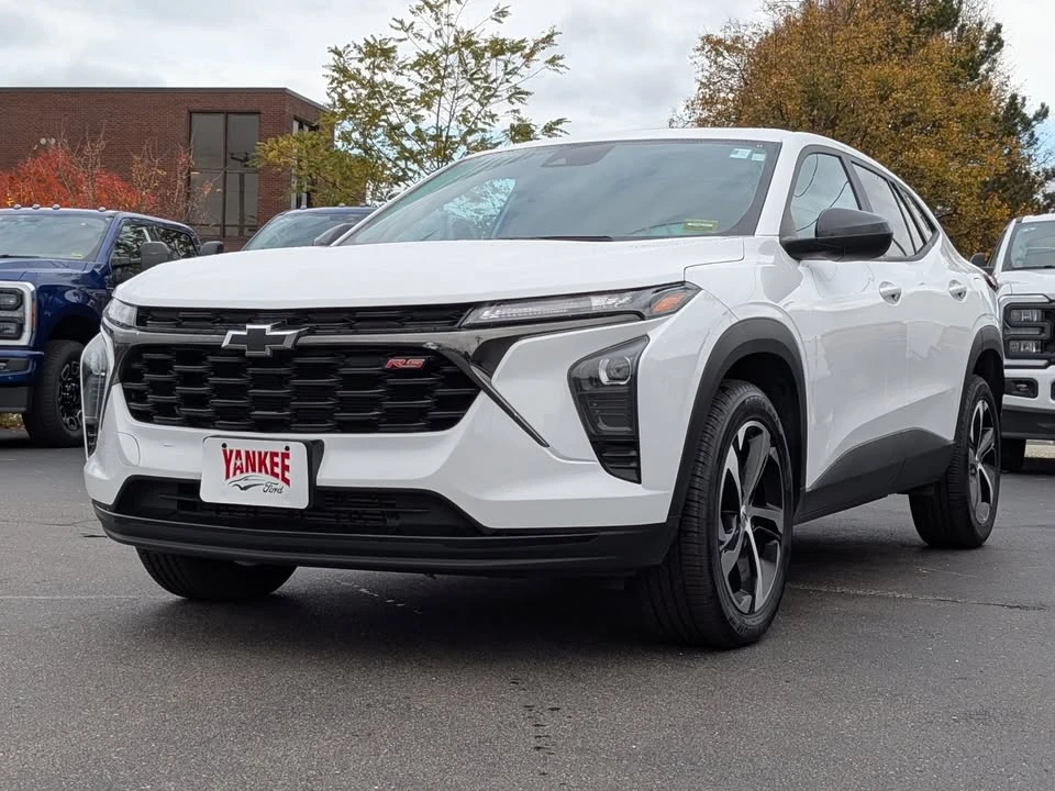 2024 Chevrolet Trax - Image 3 of 15