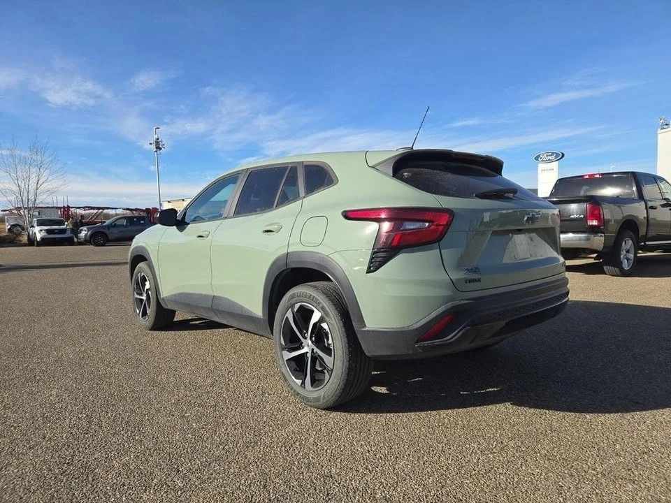 2024 Chevrolet Trax - Image 4 of 7